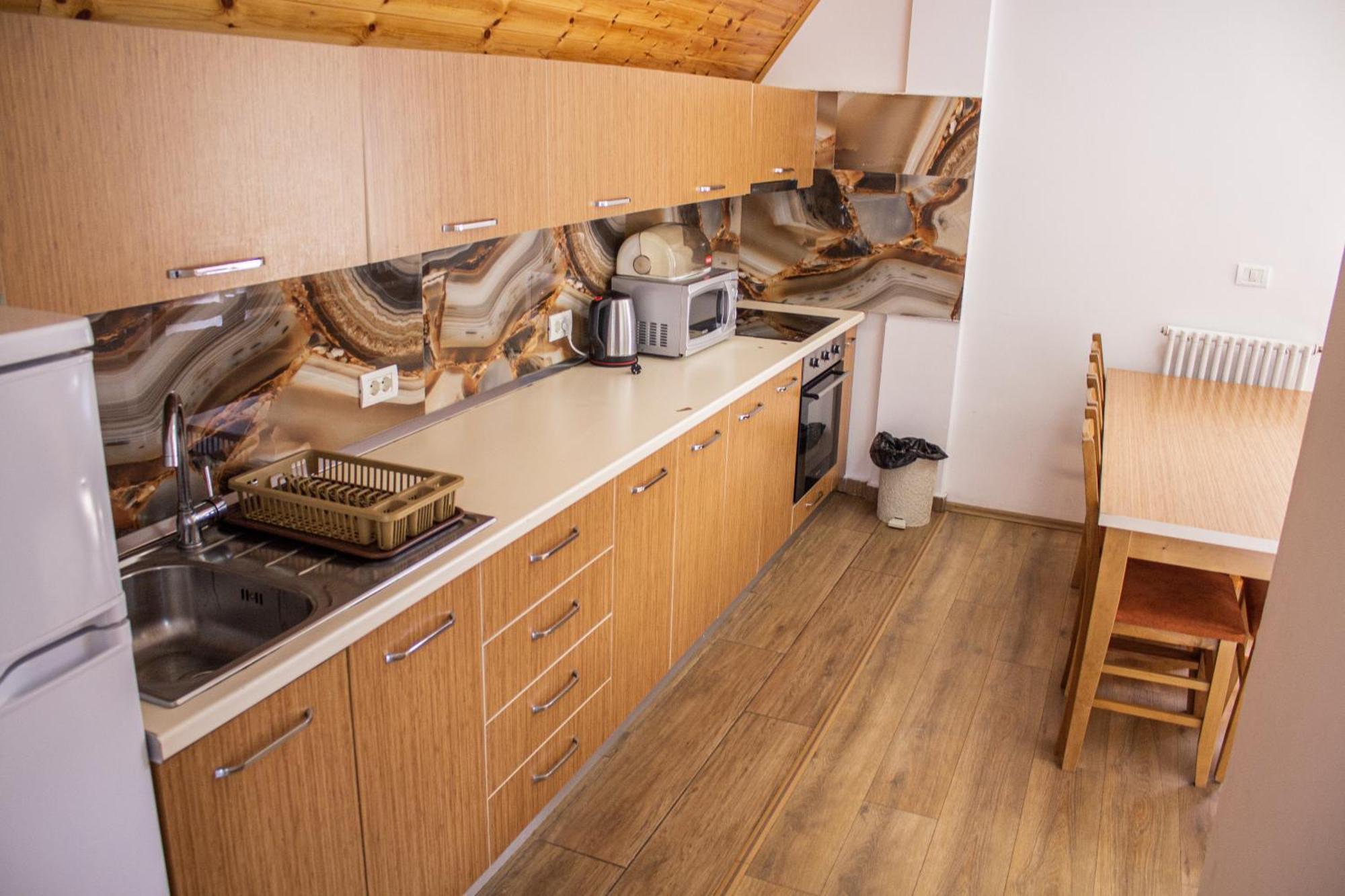 Aparthotel Bujtinat E Lugines Valbone Exteriér fotografie