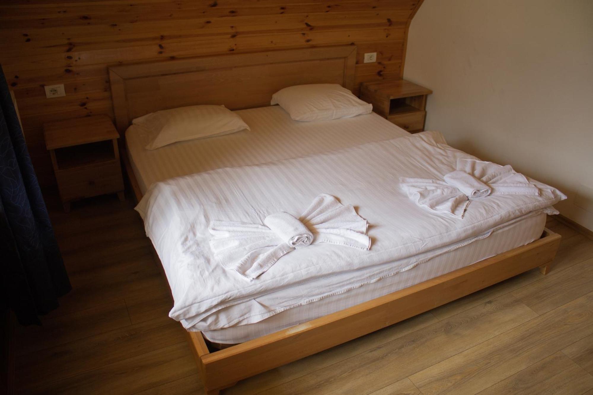 Aparthotel Bujtinat E Lugines Valbone Exteriér fotografie