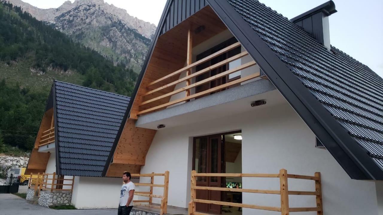 Aparthotel Bujtinat E Lugines Valbone Exteriér fotografie