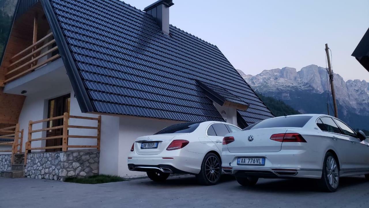 Aparthotel Bujtinat E Lugines Valbone Exteriér fotografie