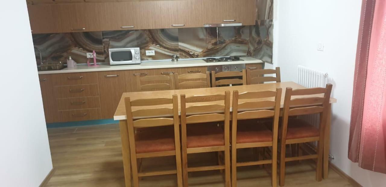 Aparthotel Bujtinat E Lugines Valbone Exteriér fotografie