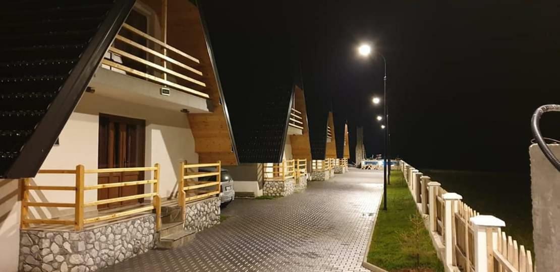 Aparthotel Bujtinat E Lugines Valbone Exteriér fotografie